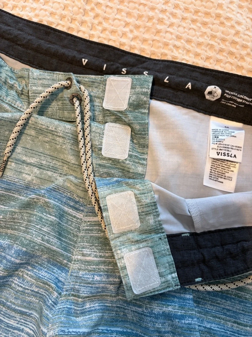 VISSLA Teal and Blue Blurry Horizons Men's Boardshorts